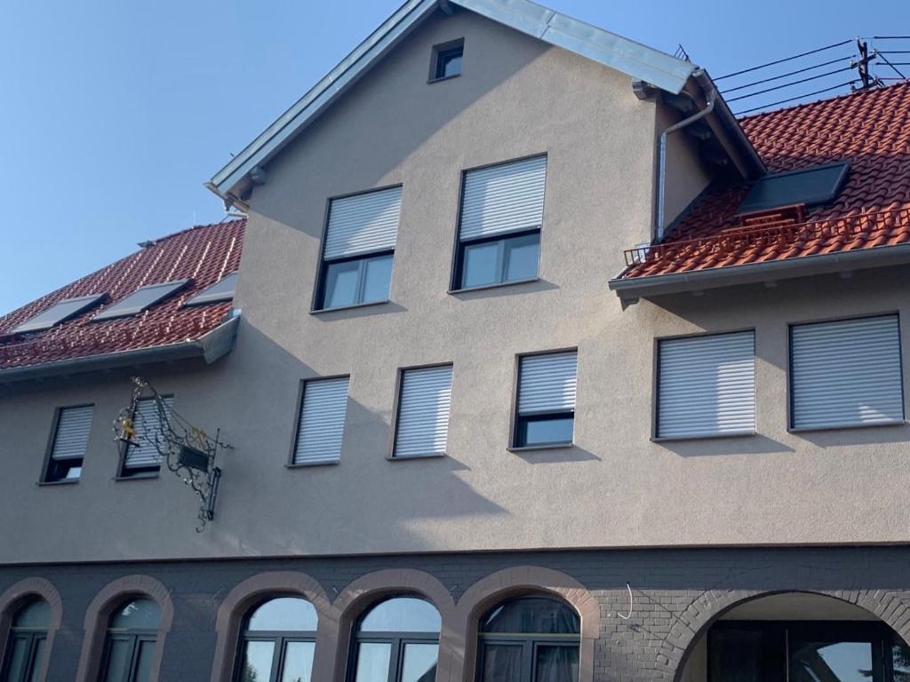 Gaestehaus Hirsch 93 Straubenhardt Exterior foto